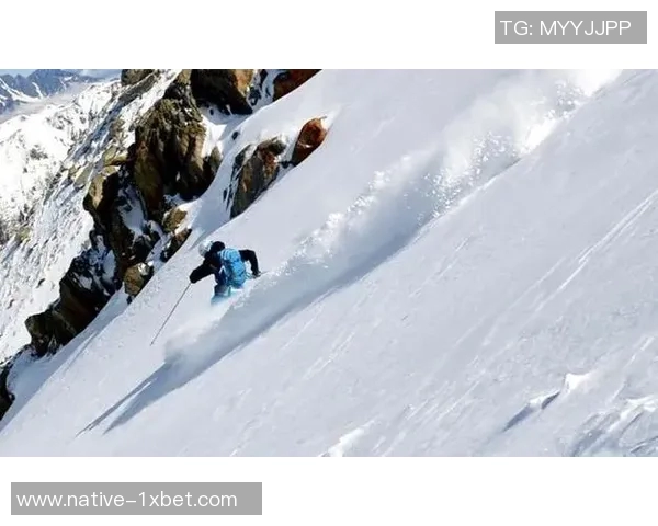 滑雪技术提升之道掌握转弯与速度控制的关键技巧与方法